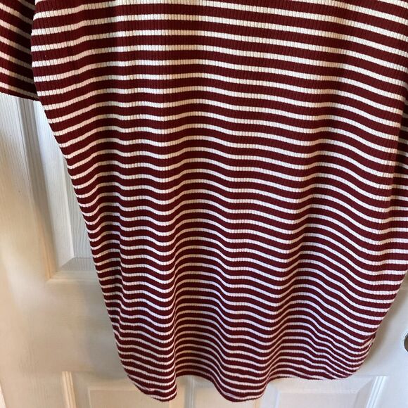 LulaRoe Blouse Top Women’s Size XS Oversized Striped Burgundy And White - Picture 11 of 13